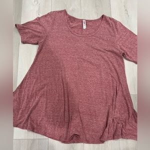 EUC Lularoe Perfect Tee